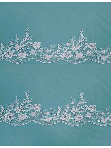 embroidery anglaise trim