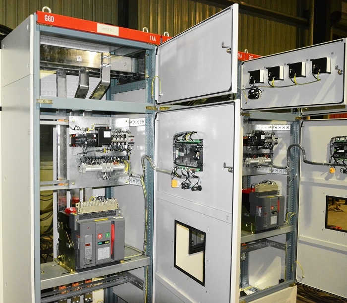 generator paralleling switchgear