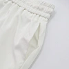 white pants outfit