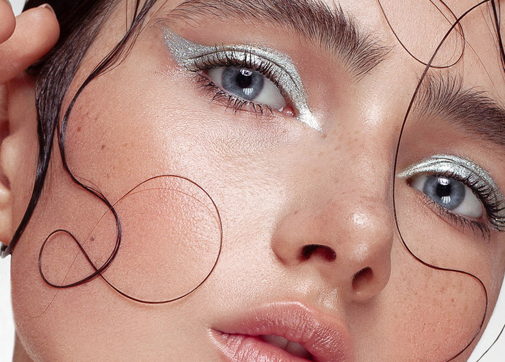 eyeliner makeup