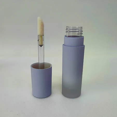 big brush applicator lipgloss tube