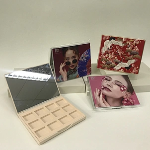 Luxury compact powder case