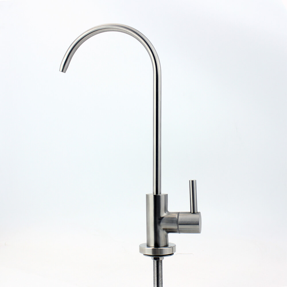 DOGO 4 way kitchen tap, 4-IN-1 kitchen tap, 4-Way Kitchen Mixer Tap