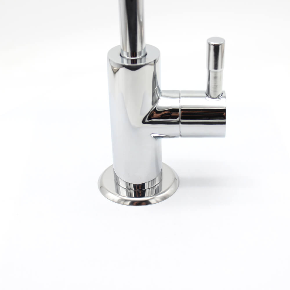 4 way kitchen mixer tap have four tubes for hot /cold / pure/ minalized water