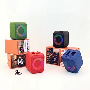 Hot Selling Professional Bass Mini Portable Square Mobile Music Subwoofer Bocinas Bluetooth Speaker Wireless With FM Radio