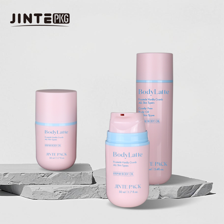 Plastic airless bottle