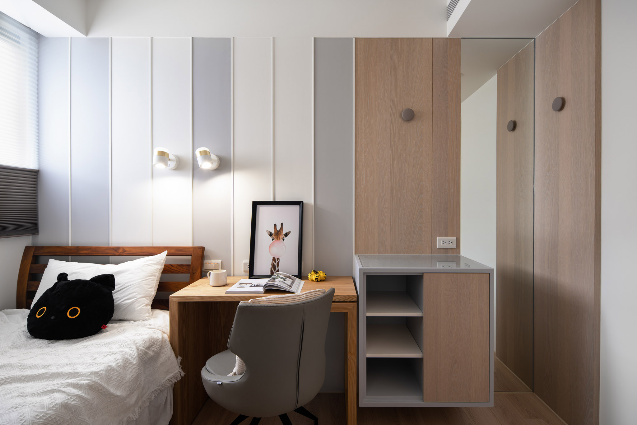 led bedside wall lamp