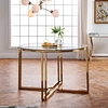 Bathed in the afternoon sunshine, sitting at a silver glass coffee table, the fragrant coffee dances with soothing music. Here, every corner is full of poetry, waiting for you to discover with your heart.