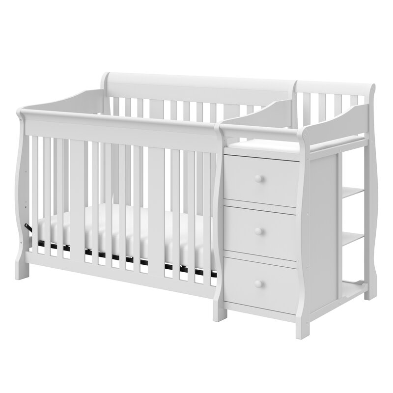Crib with storage drawer and eco paint finish