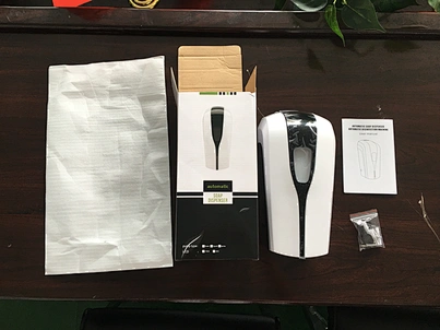 touchless soap dispenser bathroom