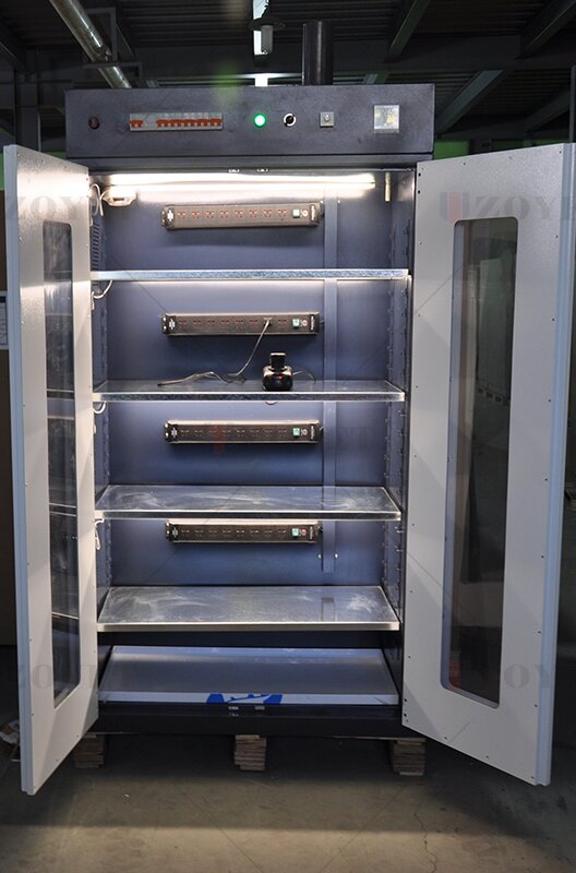 battery recharging cabinet with inspection windows feedback