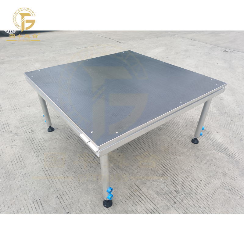 4-Leg Wedding Platform
