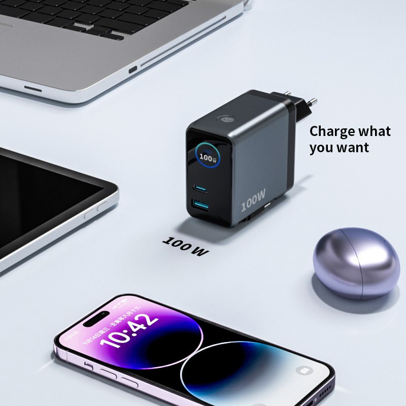 100W TFT display GaN Charger
