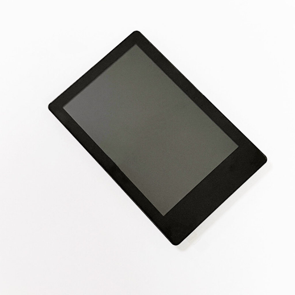 Real shot front view of 3.5 inch IPS LCD