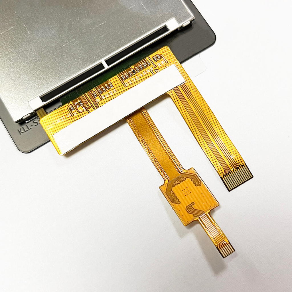 Real shot back view of 3.5 inch IPS LCD FPC