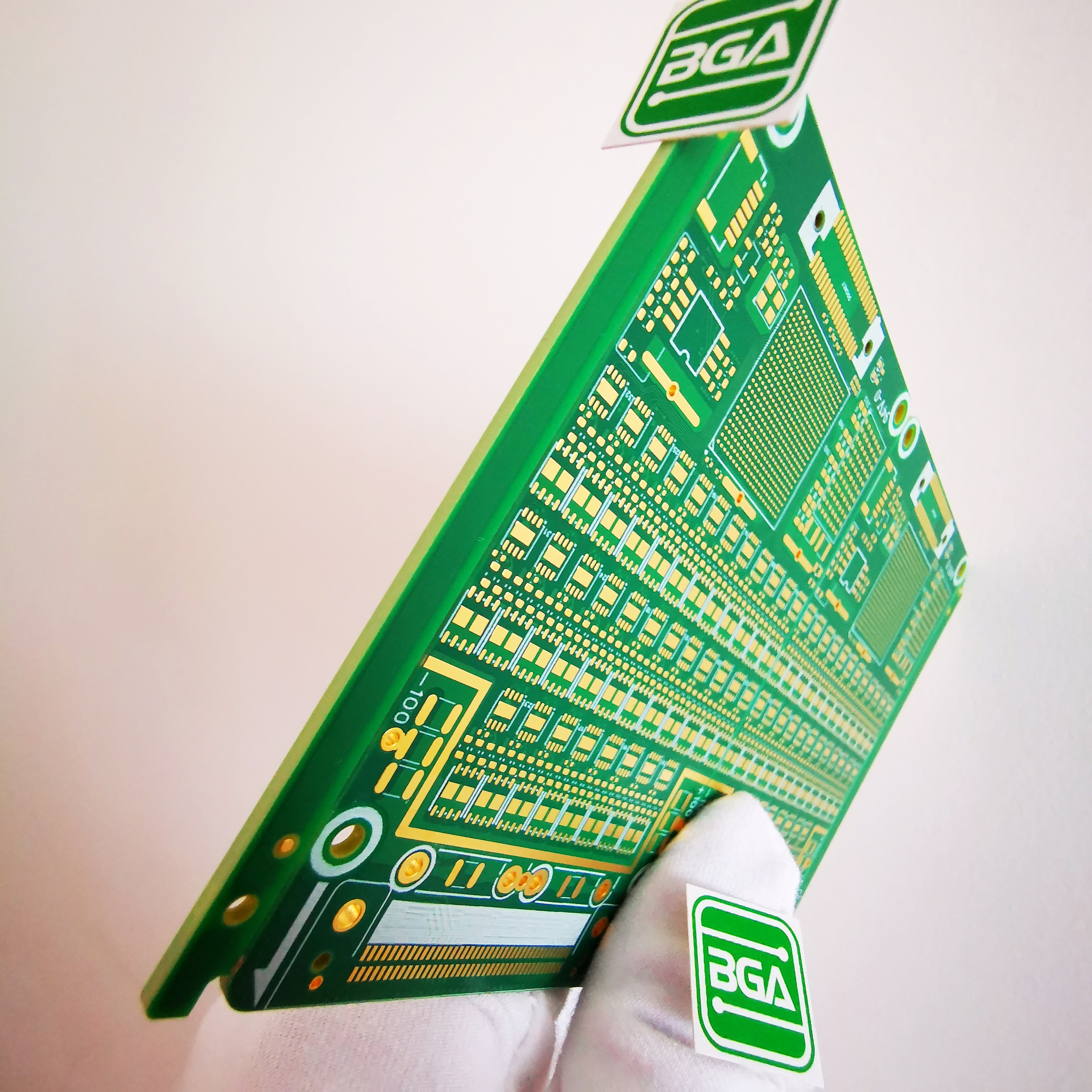 What are the differences between the circuit boards of BGABoard and JLC PCB?