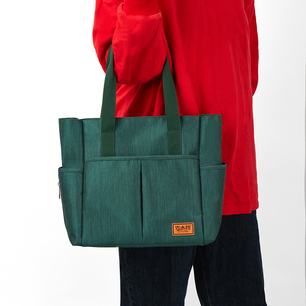 This is a tote bag,tote bag with pouch,a every day carry bag,you can choose fabric ,such as nylon carry bags.