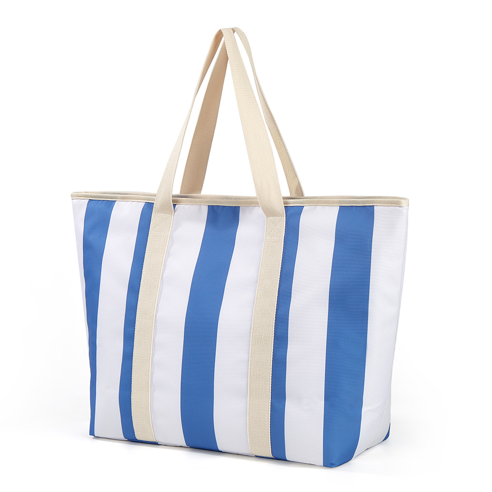 large insulated lunch tote,backpack with insulated pocket,a backpack tote cooler that can be carried on one shoulder.