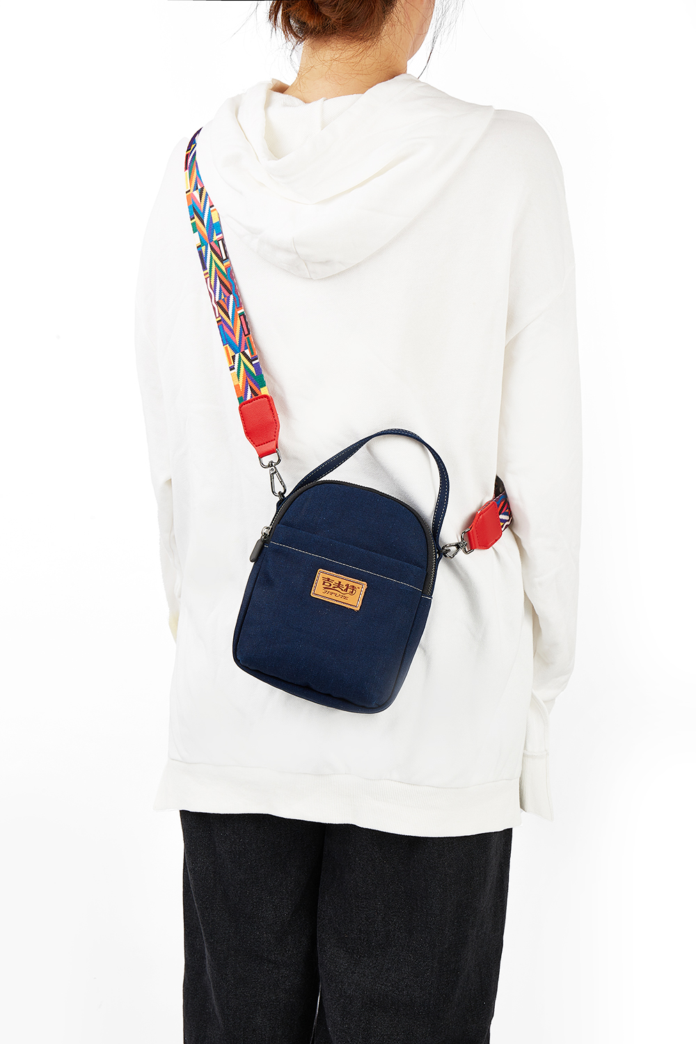 Handbag denim fabric,crossbody bags with colorful wide strap,small custom bags provided convenience for women,custom embroidered totes bringing unique design to the bag.