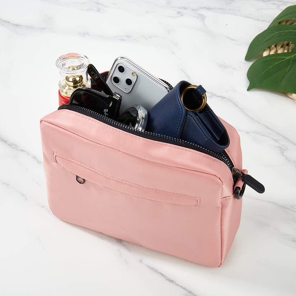 Beautiful bags and cream luxury bag,it is the best choice for women's travel casual crossbody bags,there are many colourful designer handbags for you choice.