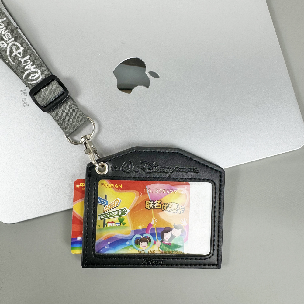 plastic id card holders and lanyards