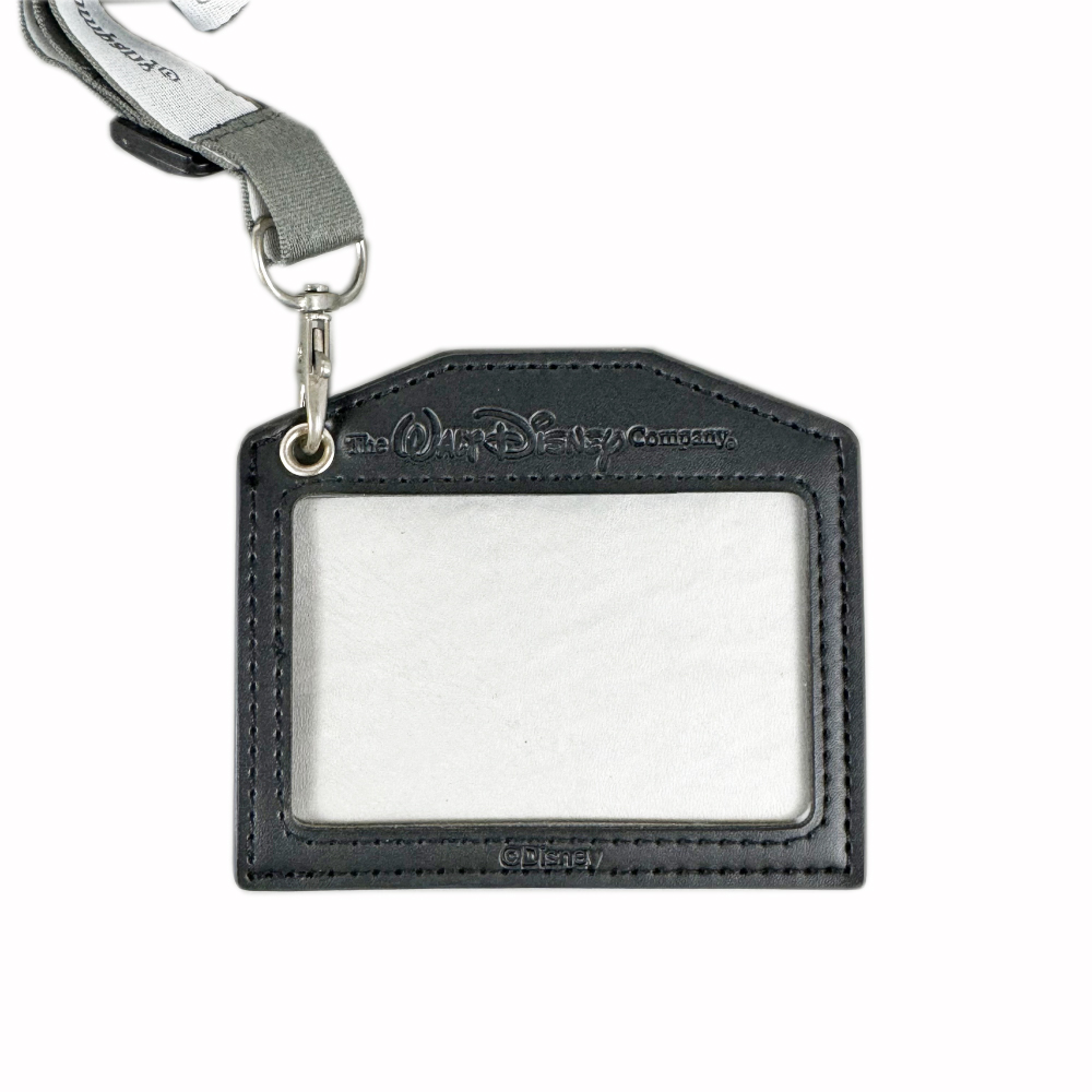 plastic id card holders and lanyards