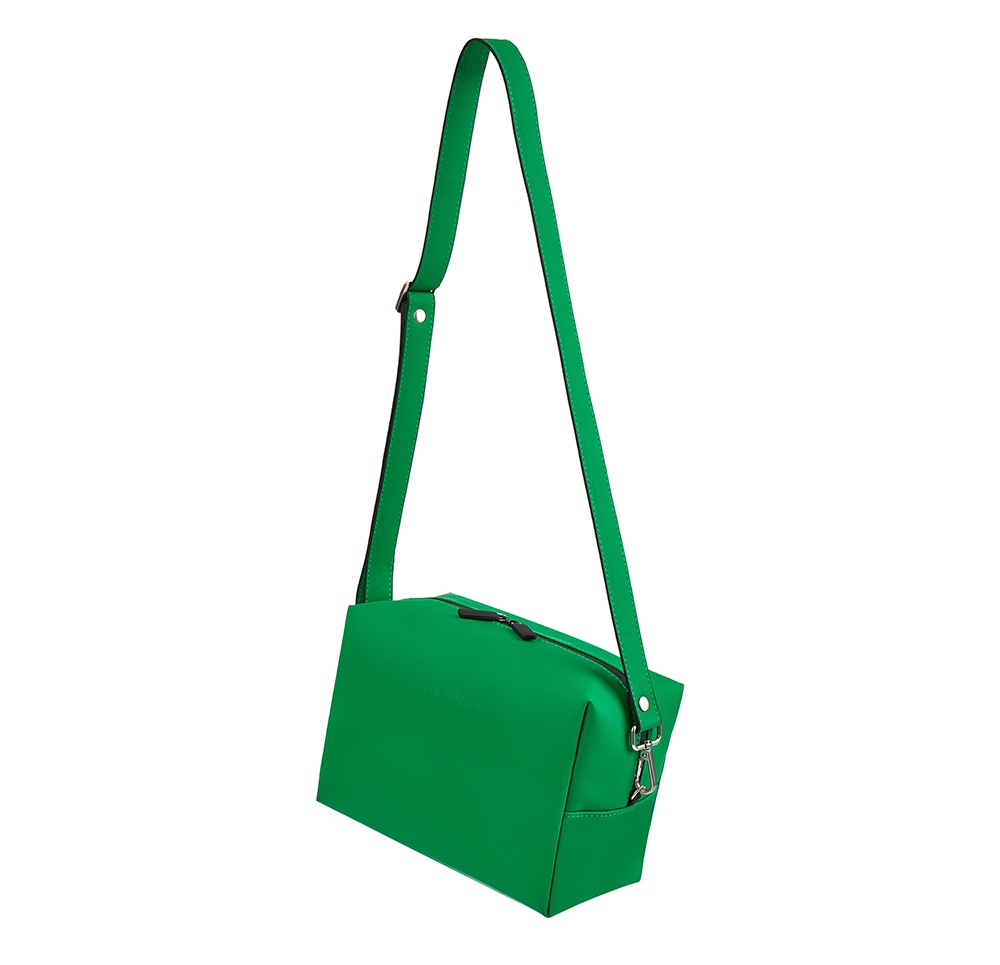 large cosmetic travel bag for women