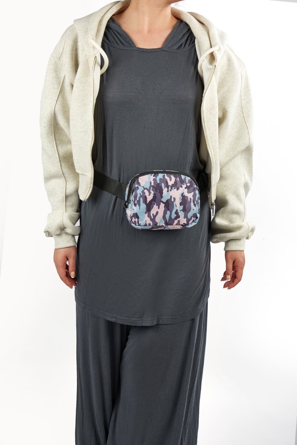 large waterproof fanny pack