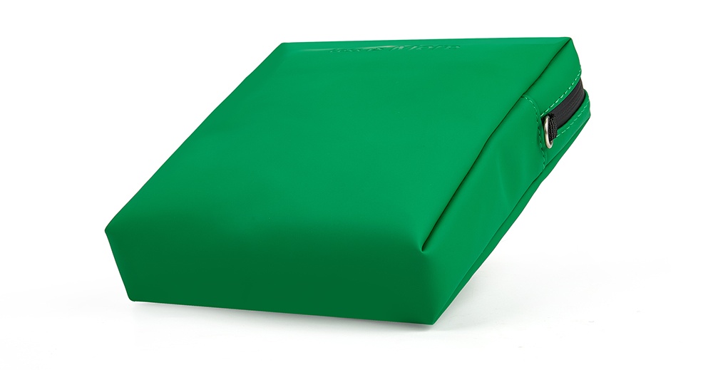 green leather cross body handbag​