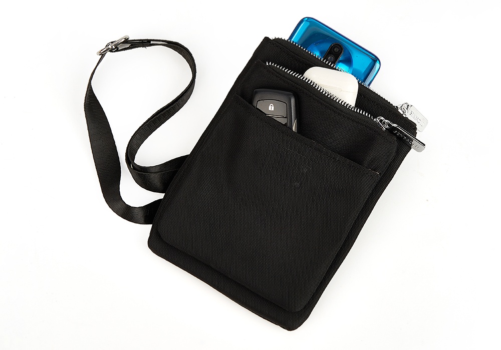 lightweight phone bag