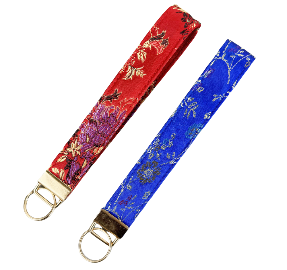 Trendy retro charm keychain