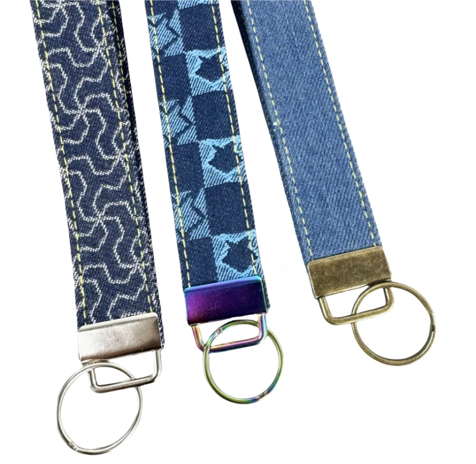 Fashion wrist strap keychain