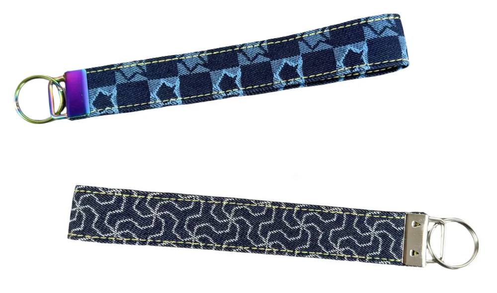 Fashion wrist strap keychain
