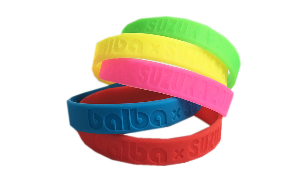 custom logo cheap wristbands in bulk and rubber bracelets