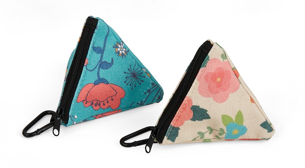 samall triangle zip coin purse