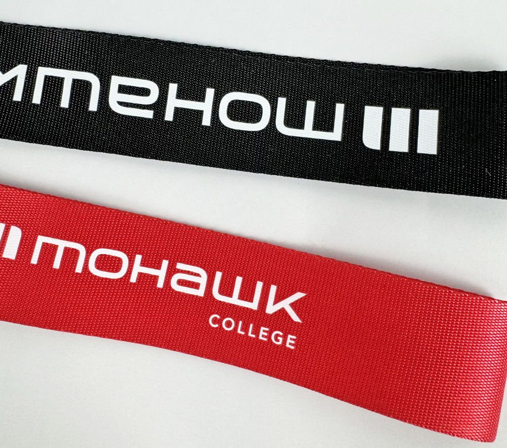 custom fashion strap keychain