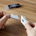 knife folding
