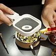 led light magnifying glass