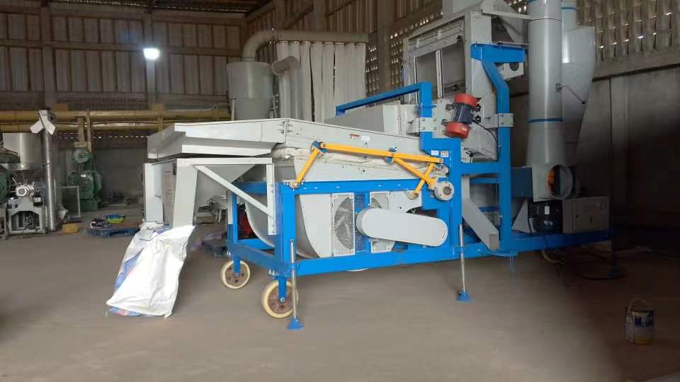 soybean cleaning machine