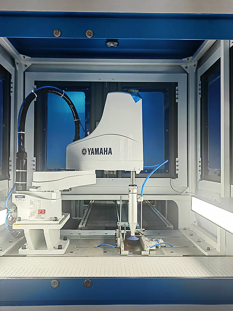 Visual positioning machine with yamaha robot arm
