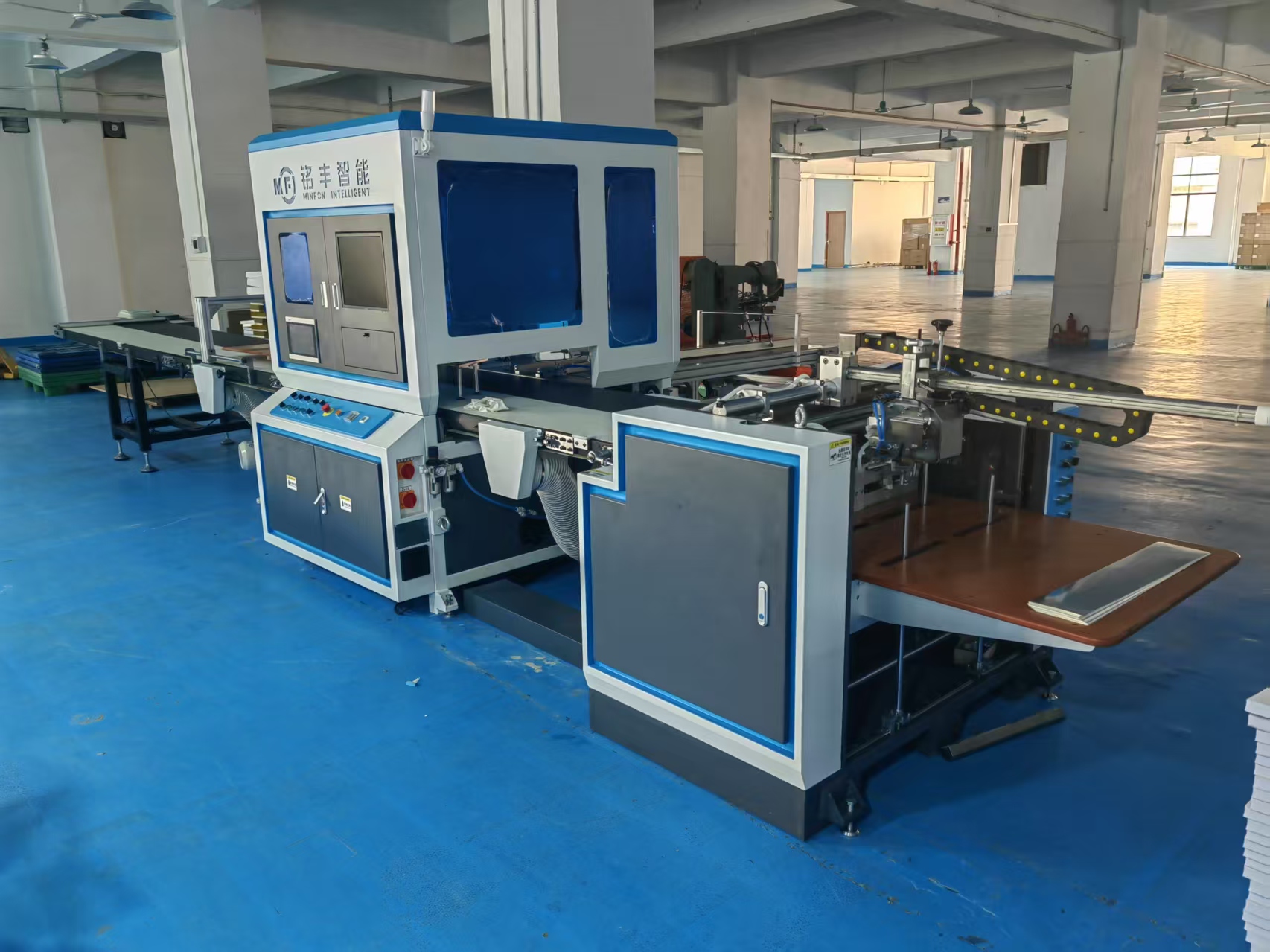 Visual positioning machine