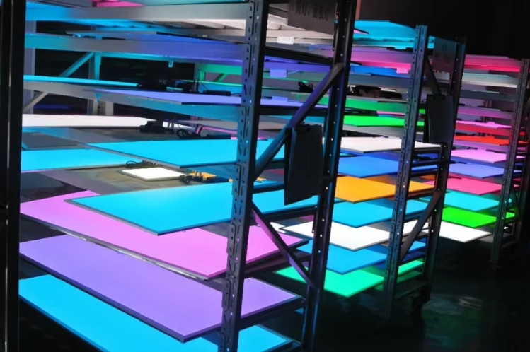 Aging test of dimmable panel light