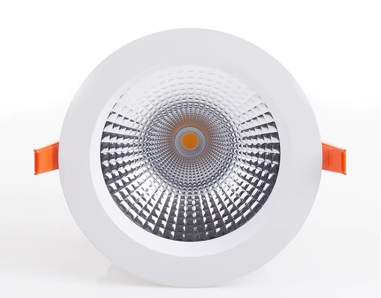 Details with round COB downlight