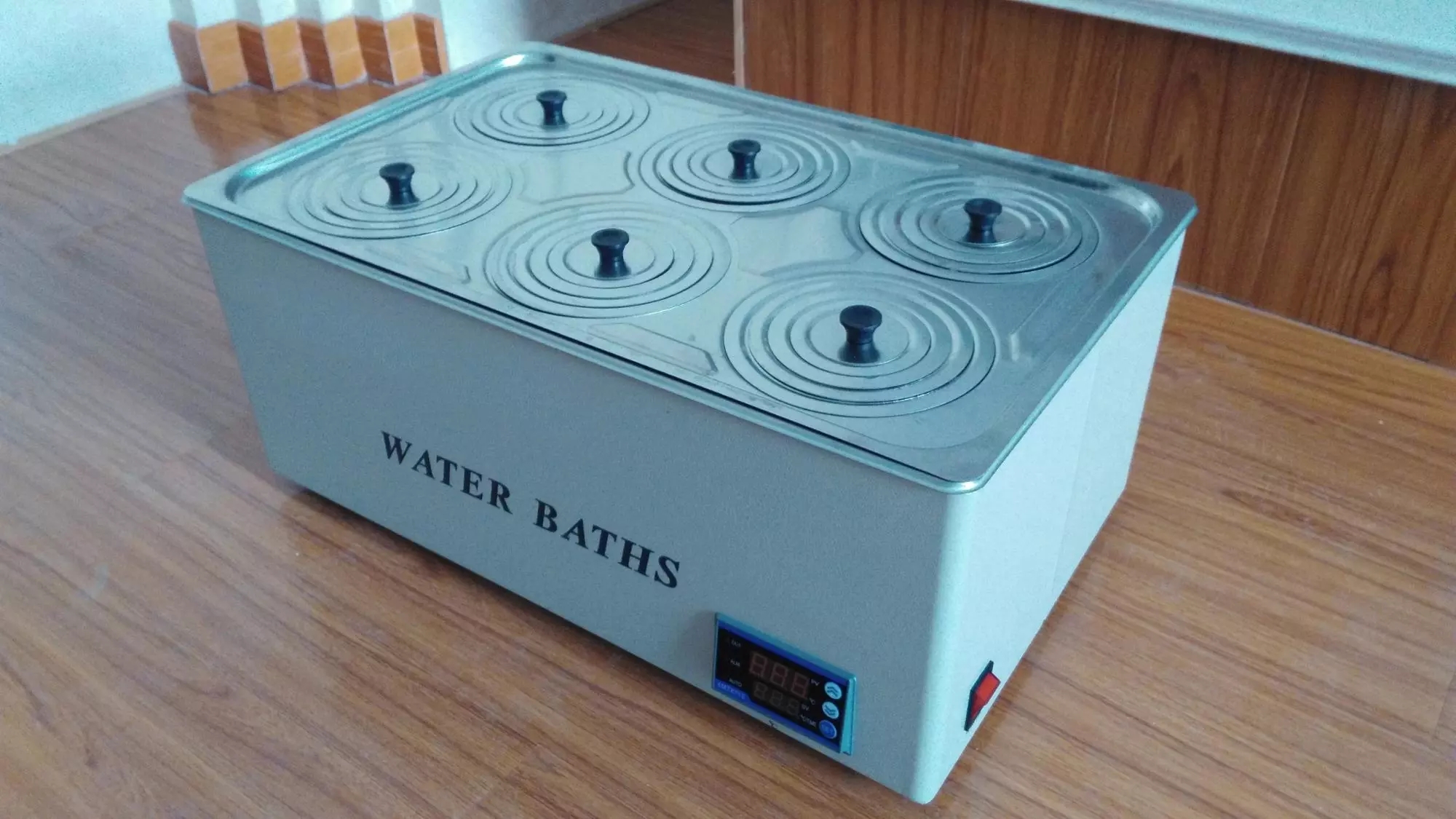 Digital Magnetic Stirrer Thermostat Water Bath 7