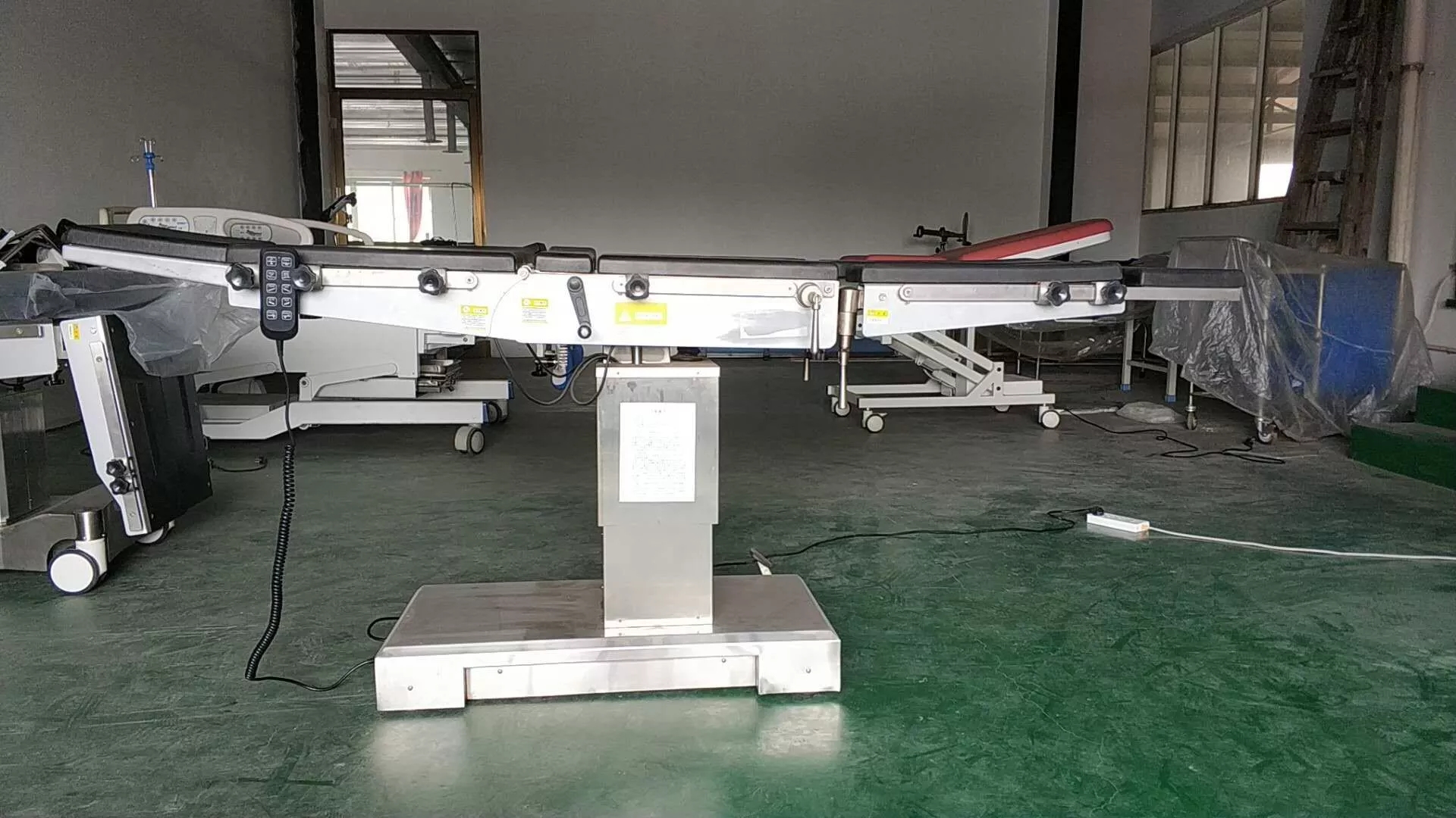 Medical Multifunctional Electric Stainless Steel Orthopedic Surgical Table Medical Multifunctional Electric Stainless Steel Orthopedic Surgical Table