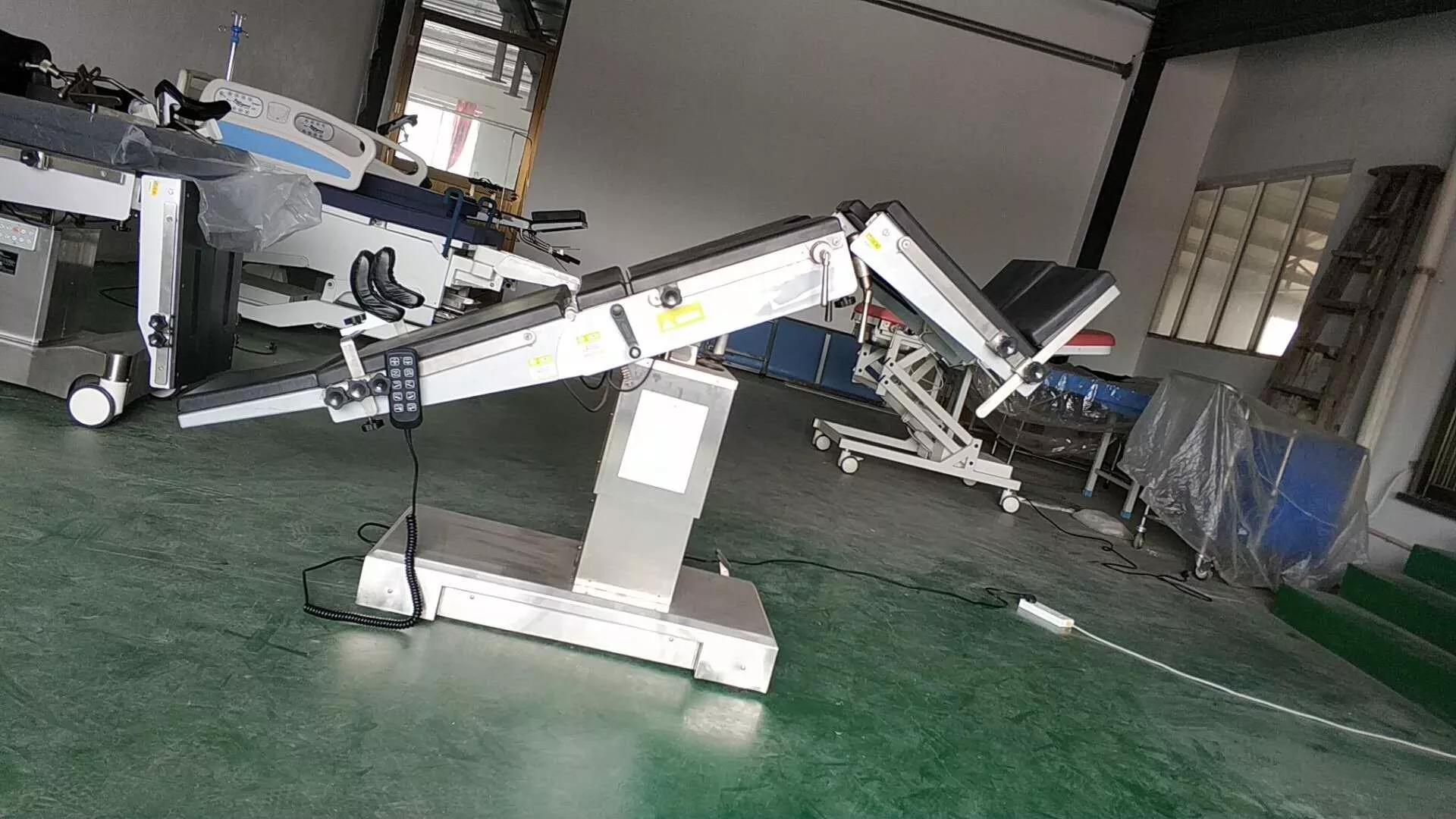 Medical Multifunctional Electric Stainless Steel Orthopedic Surgical Table Medical Multifunctional Electric Stainless Steel Orthopedic Surgical Table