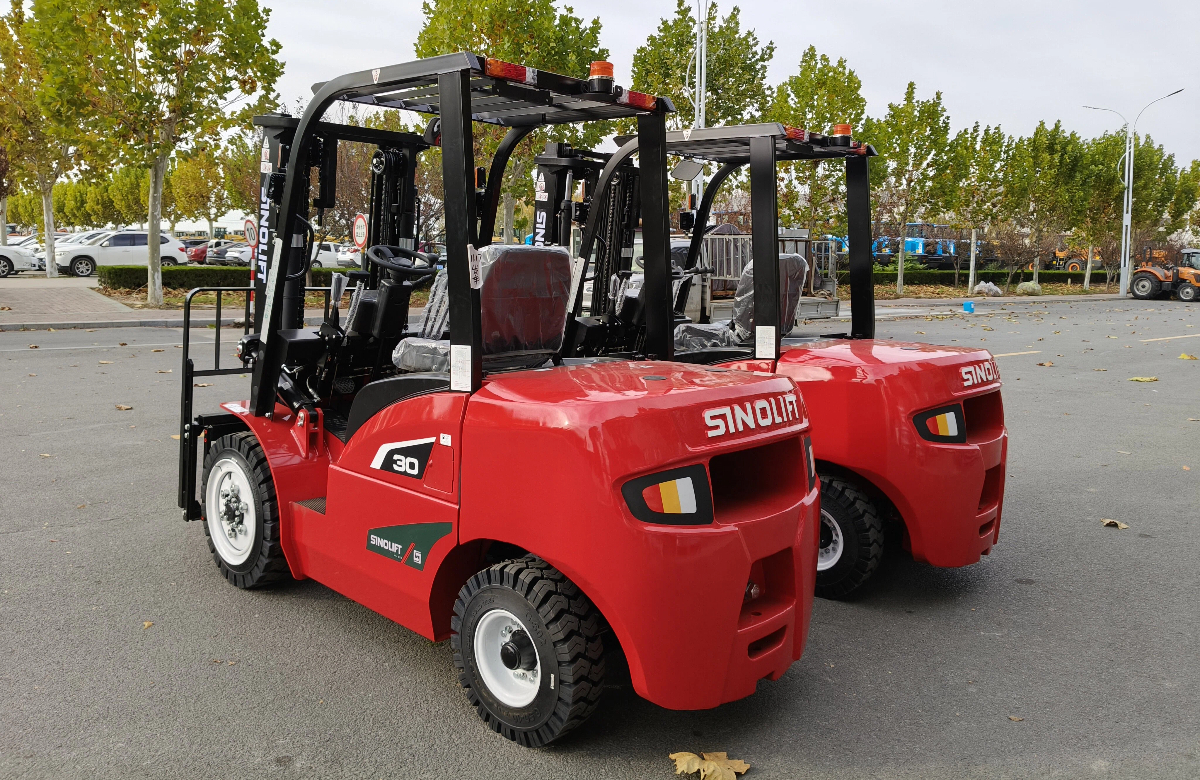 Counter Balanced Forklift with OEM Manufacturer Service