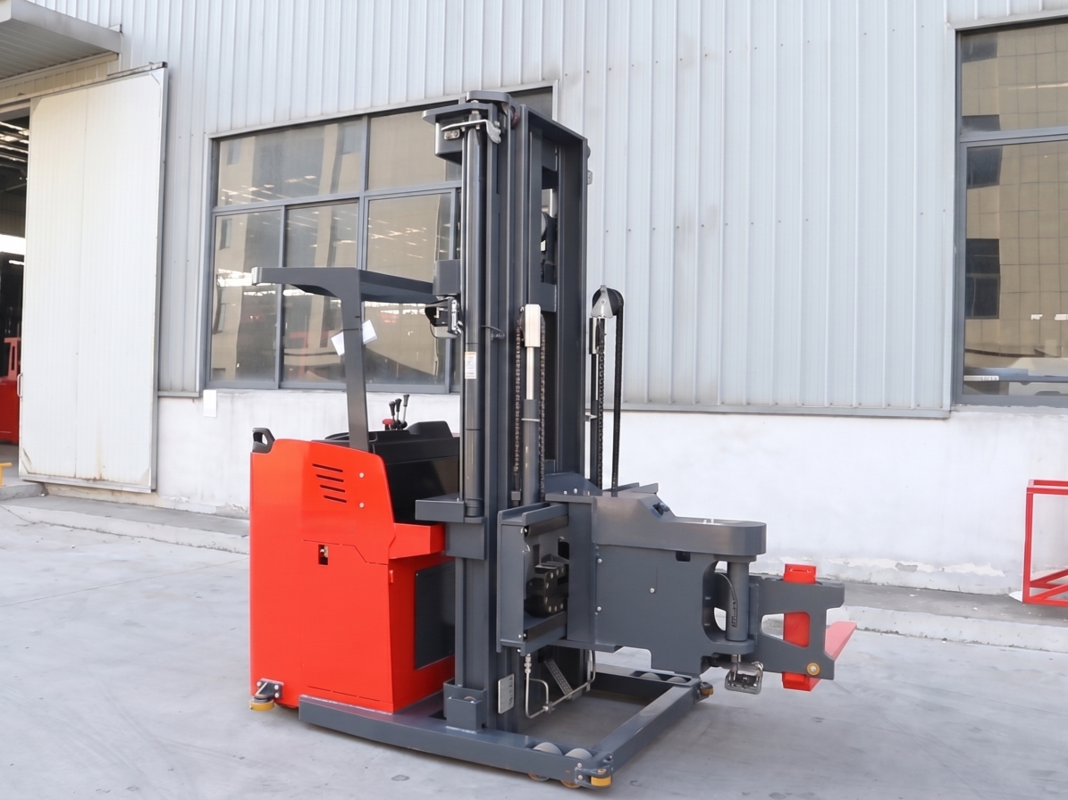 Maximizing Warehouse Space: VNA Forklifts vs. Regular Electric Forklifts for Narrow Aisles