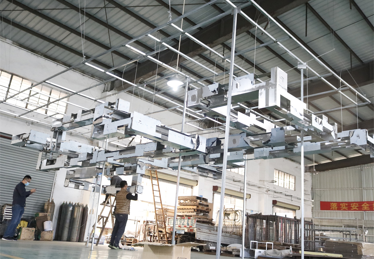 bespoke chandelier lighting,hospitality lighting,custom made