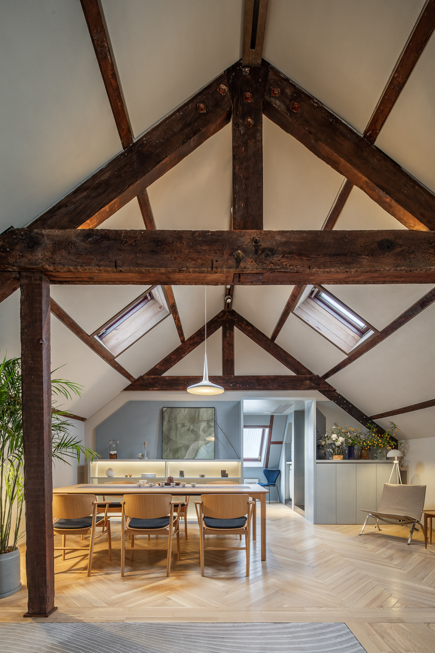 Villa bespoke lighting